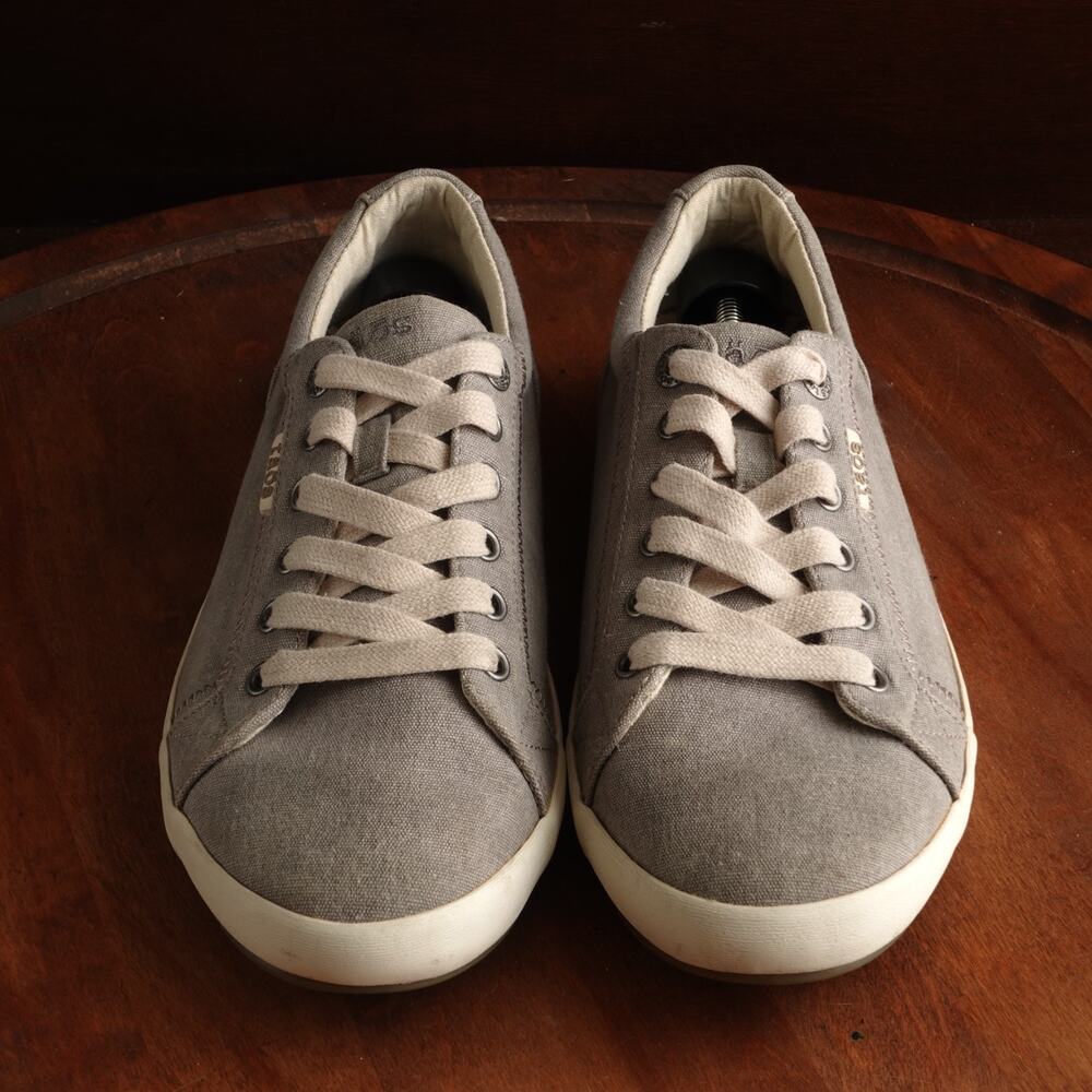 Taos Sneakers WMS SZ 10W Light Gray Star Casual Low Comfort Walking Neutral Shoe - Picture 2 of 13